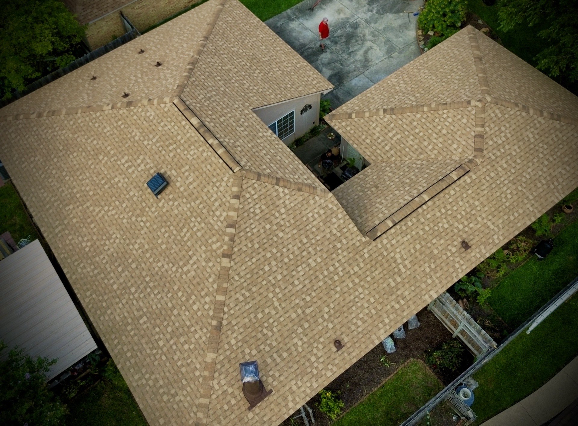Residential fence installed by Recon Roofing in La Porte, TX